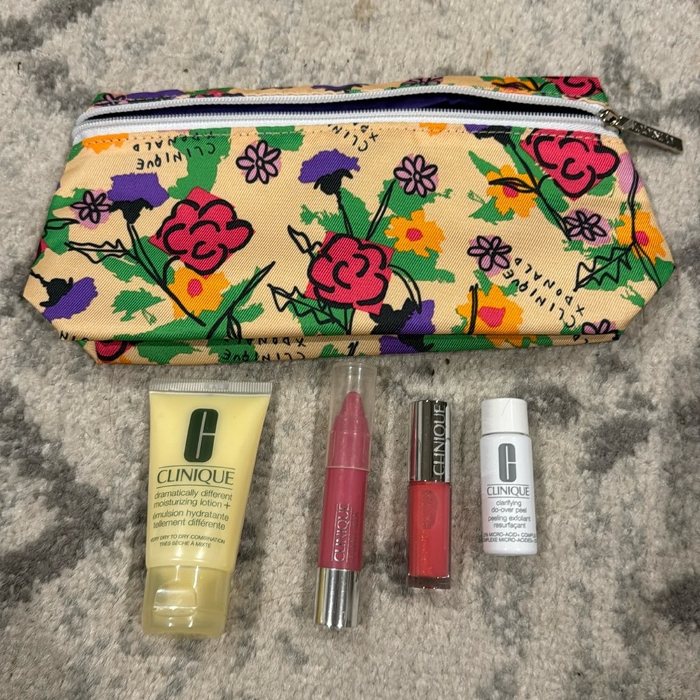 New Clinique Chubby Stick in A27 color with minis and a Clinique bag